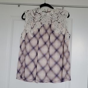 LOFT applique top size large